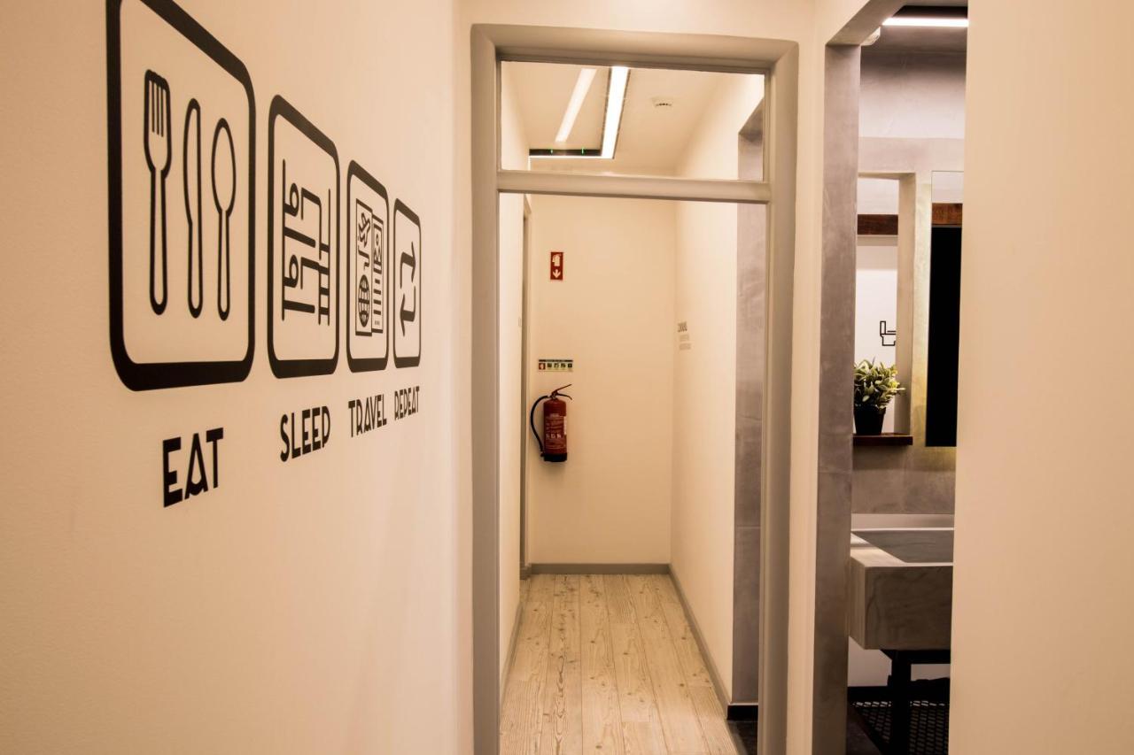 Gig Capsule Hostel Ericeira Εξωτερικό φωτογραφία