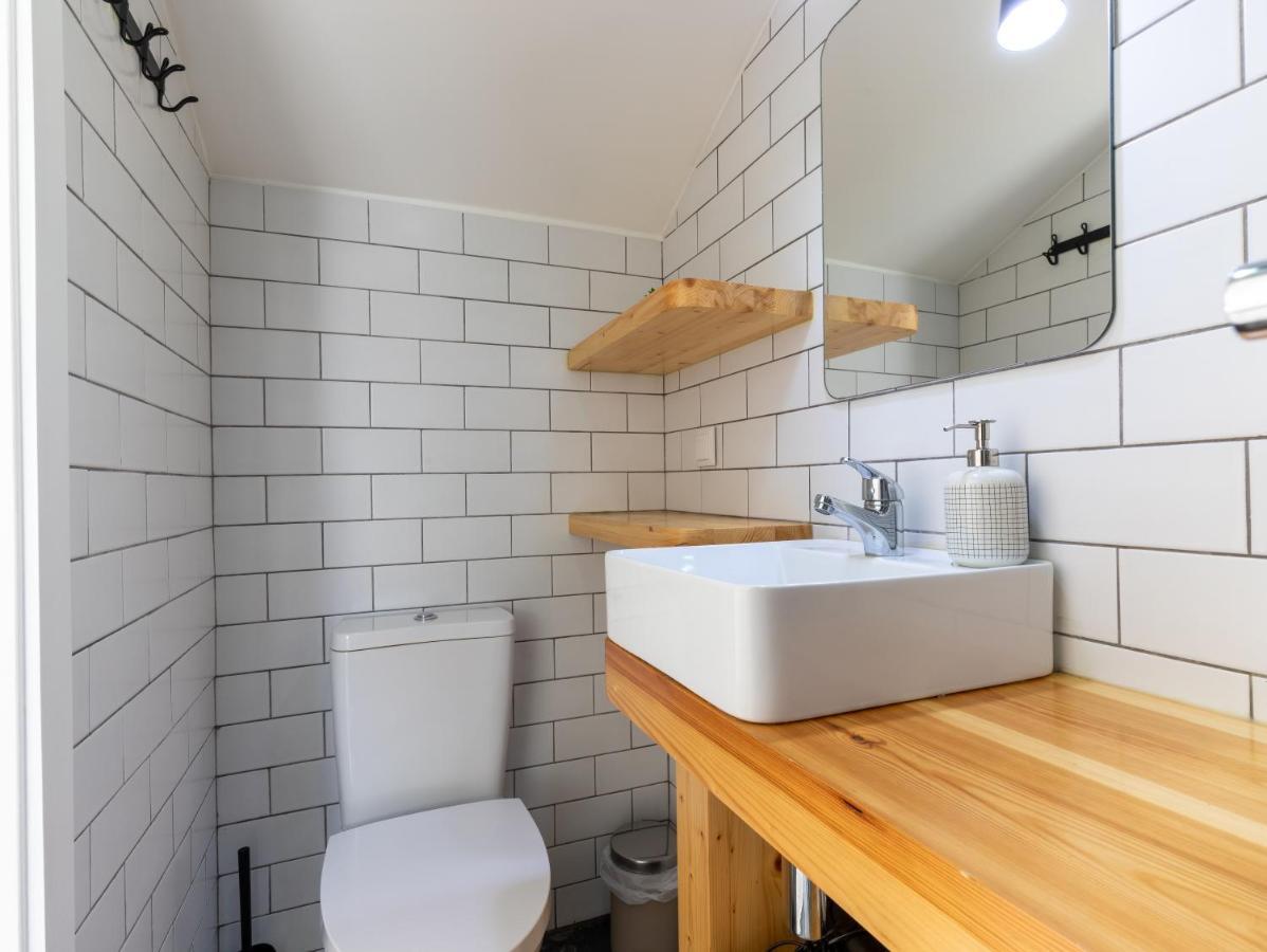 Gig Capsule Hostel Ericeira Εξωτερικό φωτογραφία