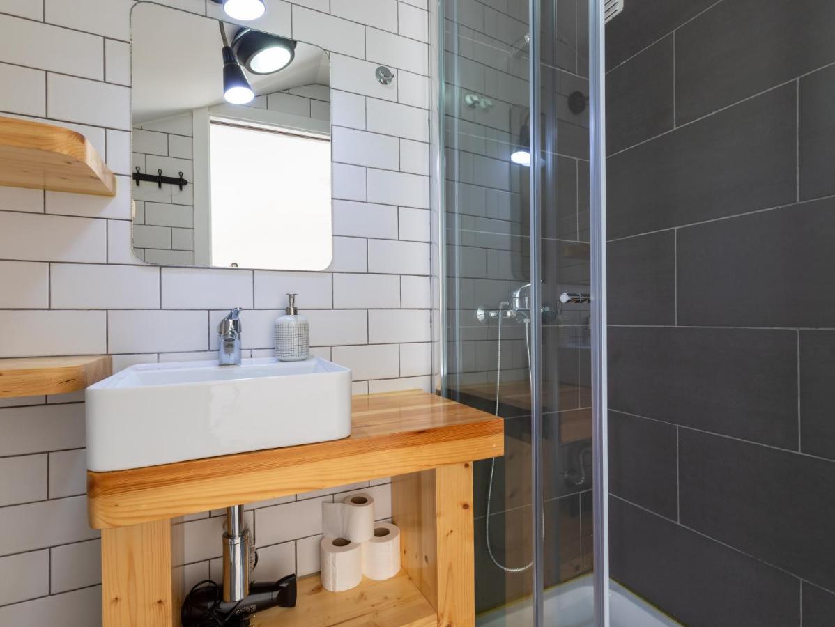 Gig Capsule Hostel Ericeira Εξωτερικό φωτογραφία